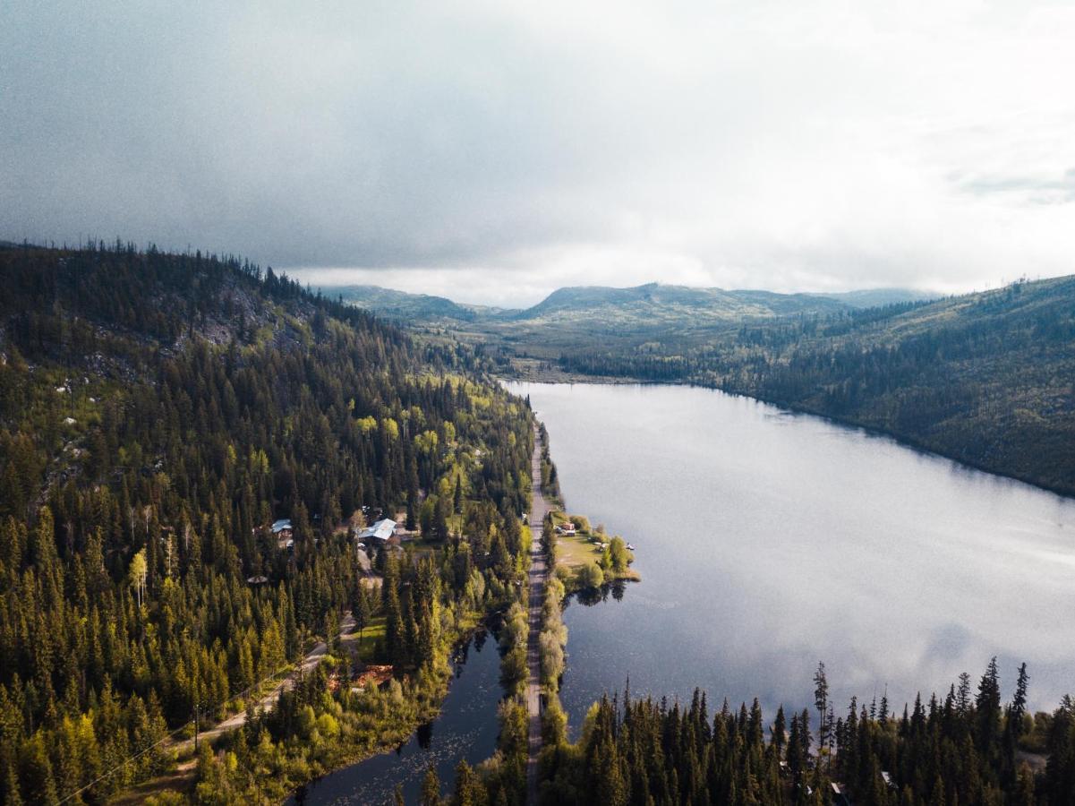 Chute Lake Lodge Naramata Exterior photo